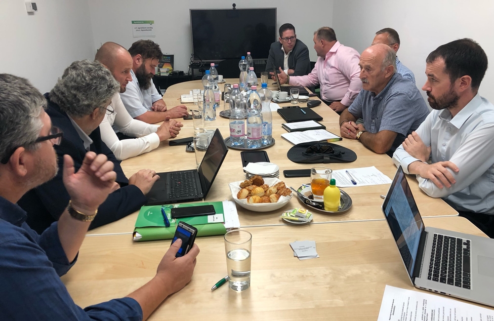 Magyarországi Precíziós Gazdálkodási Egyesület Kövesdi Jószf Okosfarm Axiál KITE Dr. Pajor Gábor Belvárdgyulai Zrt. Hadászi László 
